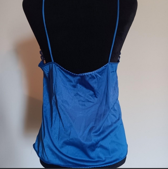 Lingerie tank top 😍 - Picture 3 of 7